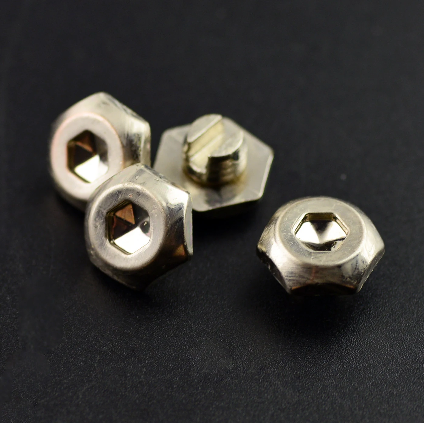 25 шт. 8 мм Серебряное колесо для губ украшение универсальные колесные заклепки