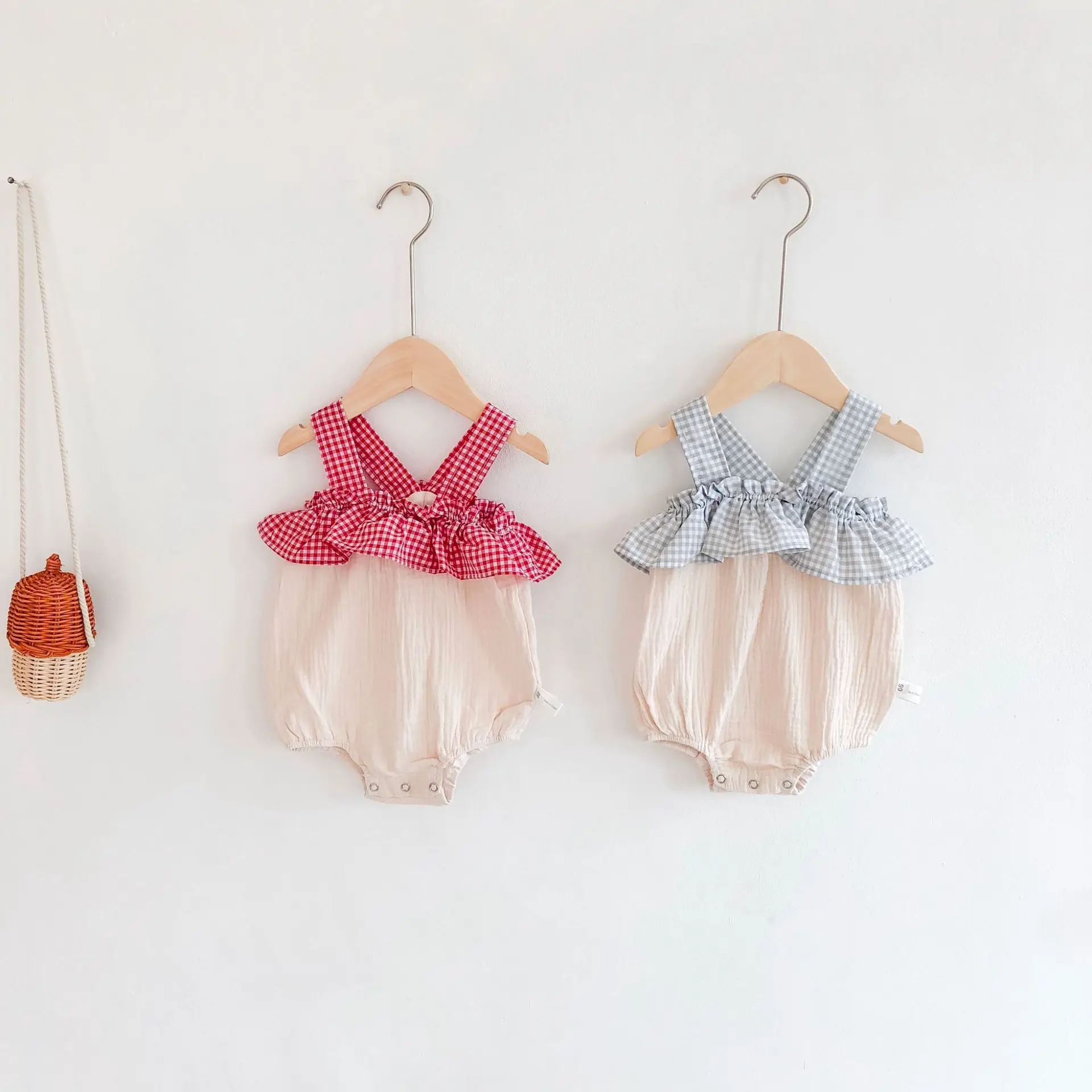 Детский клетчатый комбинезон для новорожденных летняя одежда младенцев из