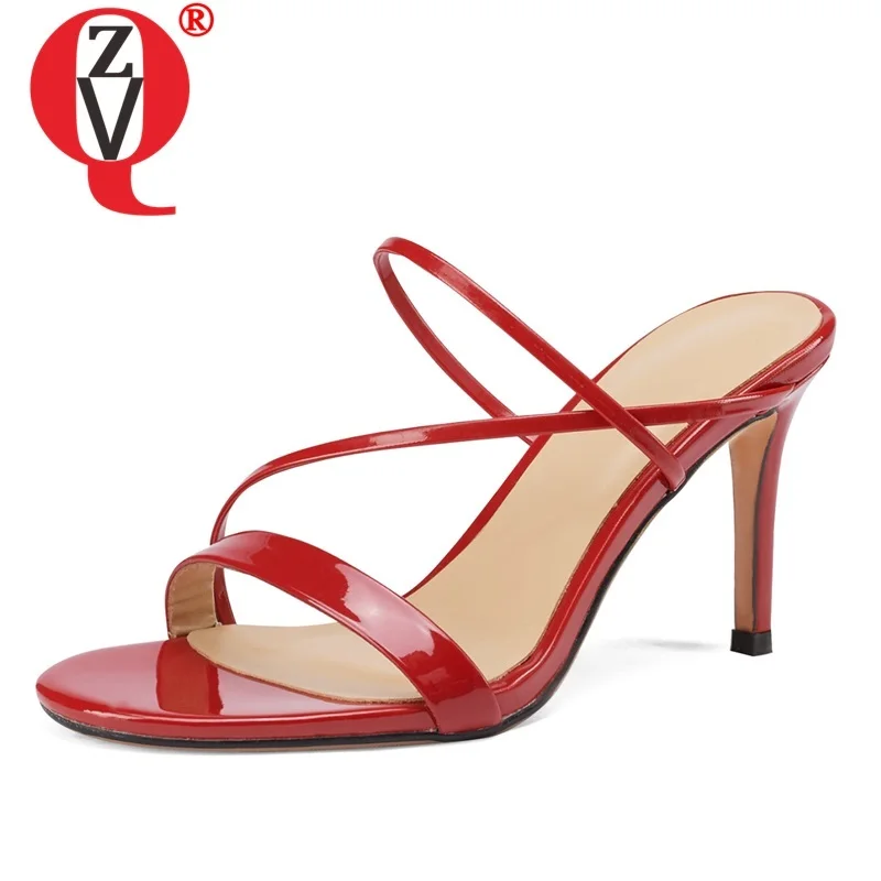 

Women's Shoes