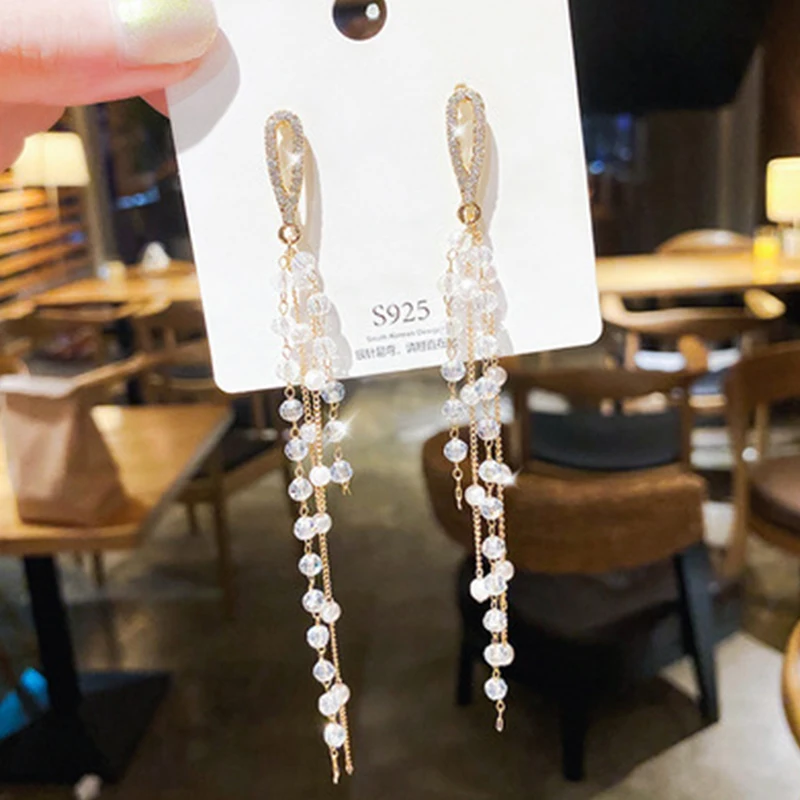 

2021 Korean Hottest Fashion petal Pendant Long Section Tassel Water Drop Dangling pearl Drop Earrings For Women Jewelry