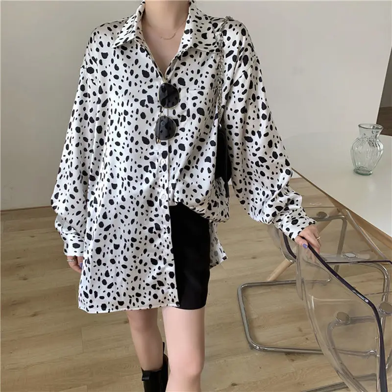 

White Blazer coat women's 2021 new spring and autumn British style design sense niche suit top