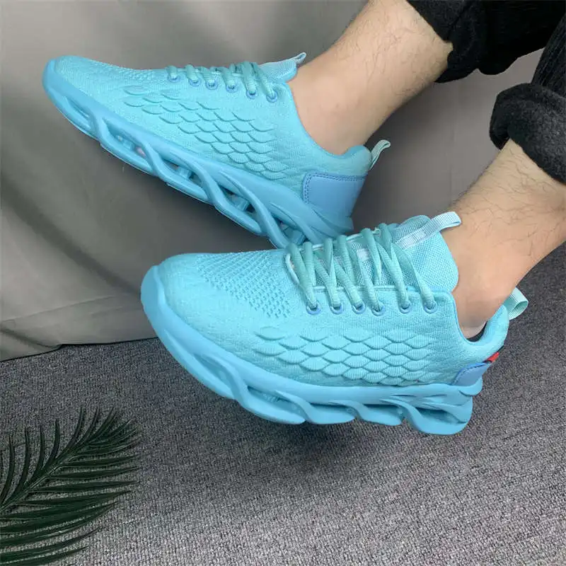 

Men's Sports Boots Most Popular Style Summer Sneakers Height Increase Sneakers Man Sport Barefoot Running Man 36-49 Tennis Red