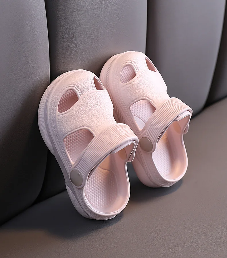 Summer New Baby Hole Shoes Children Nice Non -slip Soft Floor Old Boys Girl Beach Sandals 1 -3 Years boy sandals fashion