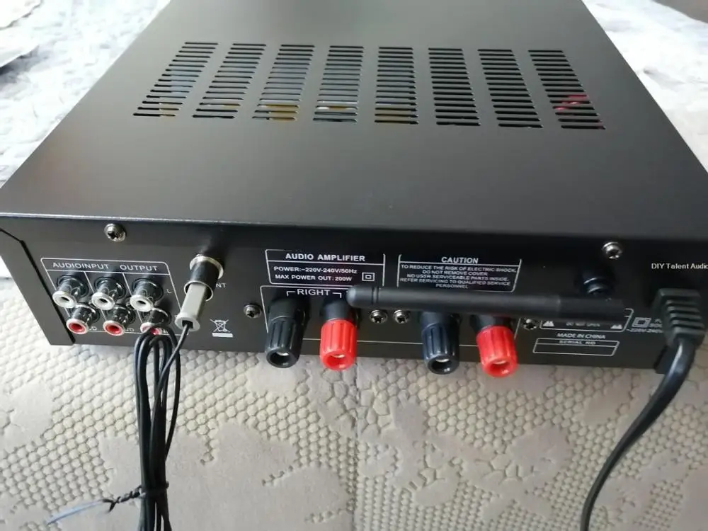 FM радио U диск SD карта Микрофон цифровой высокой мощности 2-канальный Bluetooth