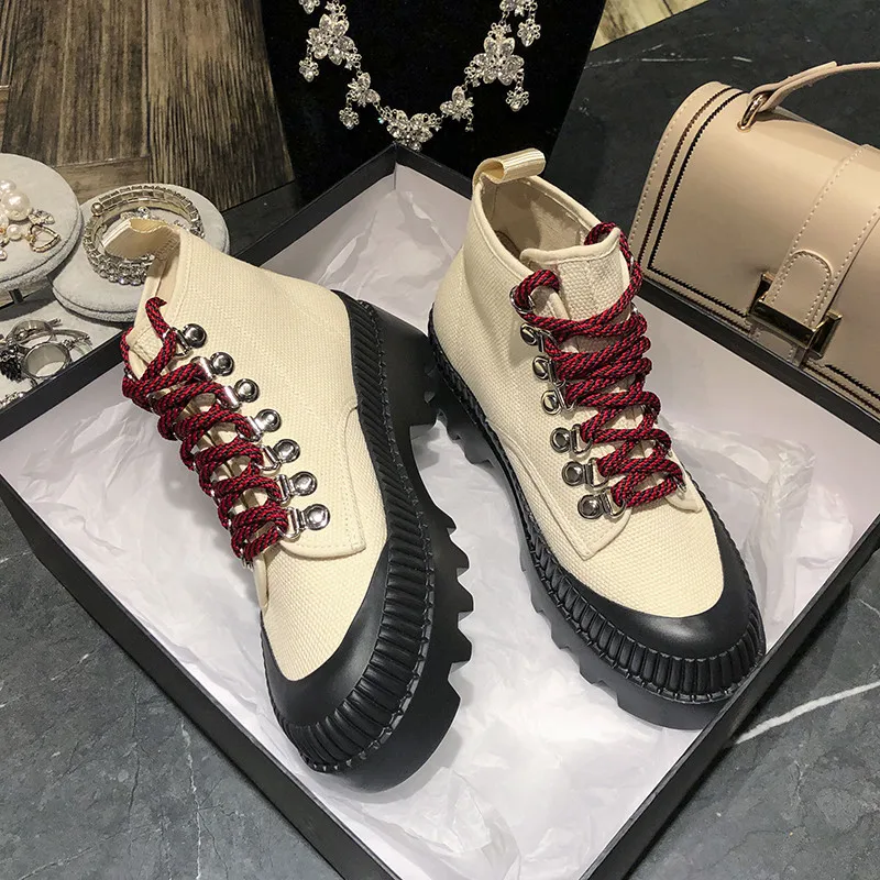 Женские ботинки на платформе осенние ботильоны шнуровке Модельные с высоким