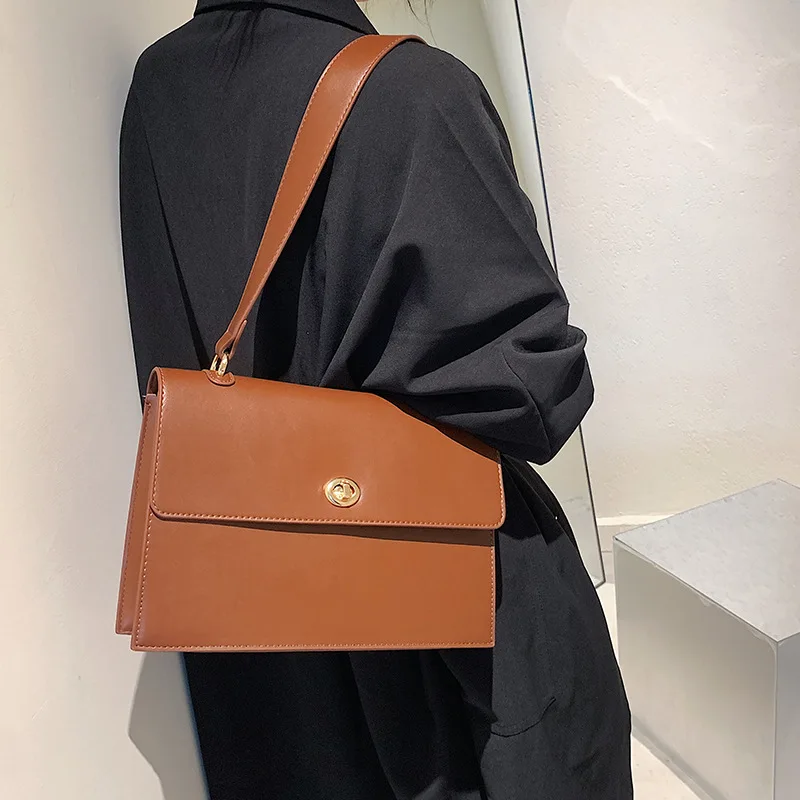 

High Quality Ladies Autumn Shoulder Bag 2021New Portable Female Bag Trendy Retro Small Square Bag Fashion Underarm Messenger Bag