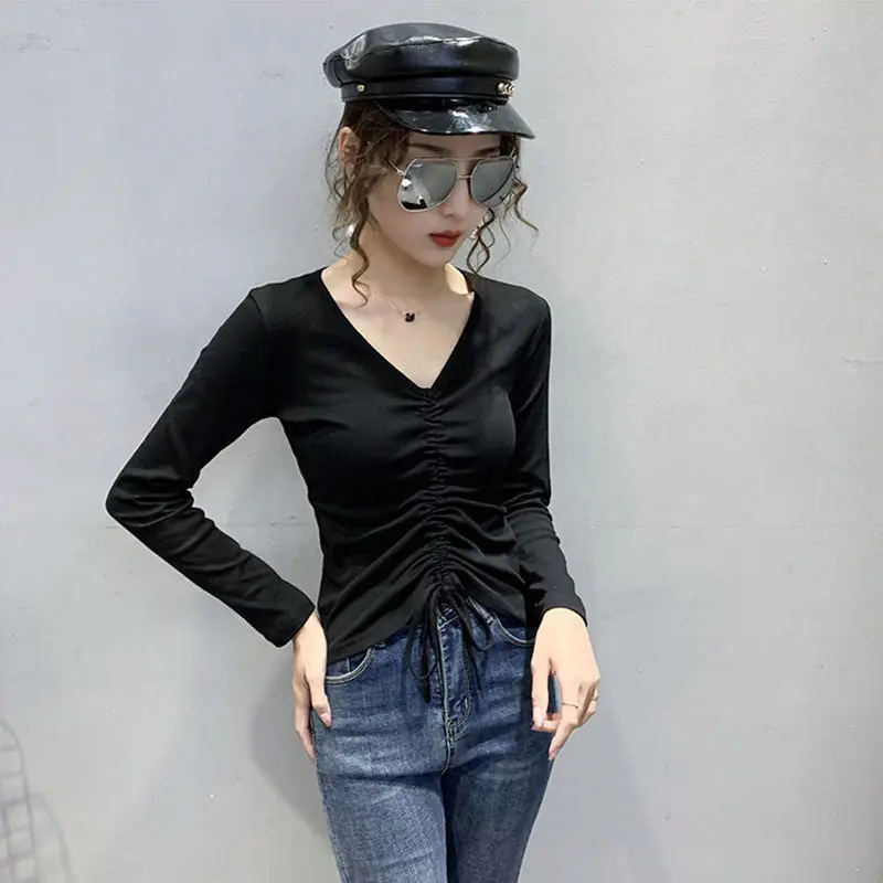 

Sexy V-neck long-sleeved bottoming shirt women's autumn and winter fashion T-shirt women's tops temperament slimming navel
