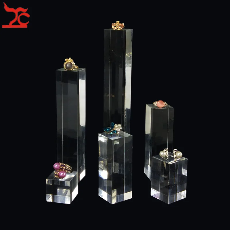 Блок-органайзер акриловый для демонстрации колец цепочек ювелирных изделий |