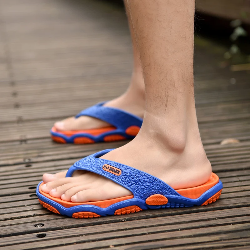

Summer Men Flip Flops Slippers Outdoor Clogs Garden Shoes Beach Sandals Male Massage Flip Flops Indoor Slippers Bathroom Slides