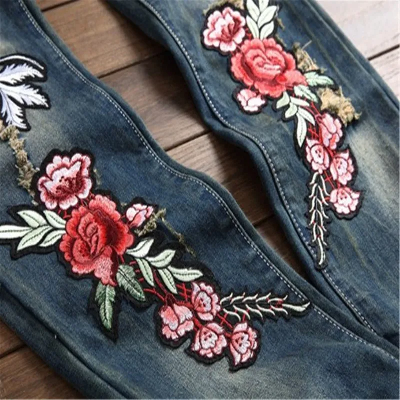 Men's Large Size Straight Tube Slim Casual Fashion Joker Embroidery Rose Trend Retro Blue Middle Waist Denim Trousers