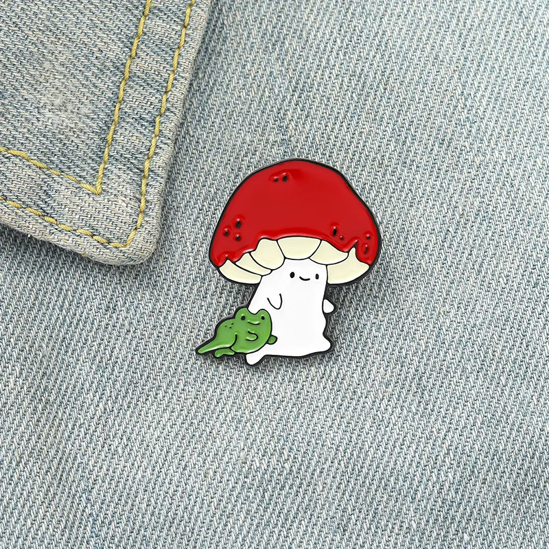 

Creative New Product Mini Red Mushroom Brooch Ins Tide Alloy Paint Frog Smiley Face Mushroom Badge Backpack Clothing Accessories