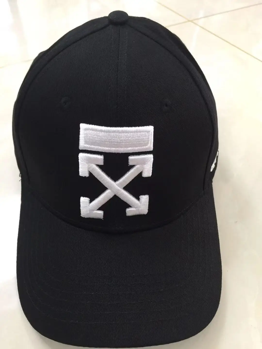 

Unisex Trend Baseball Cap Fashion Sun Caps for Men Women Embroidered Snapback Flat Bill Hip Hop Hats