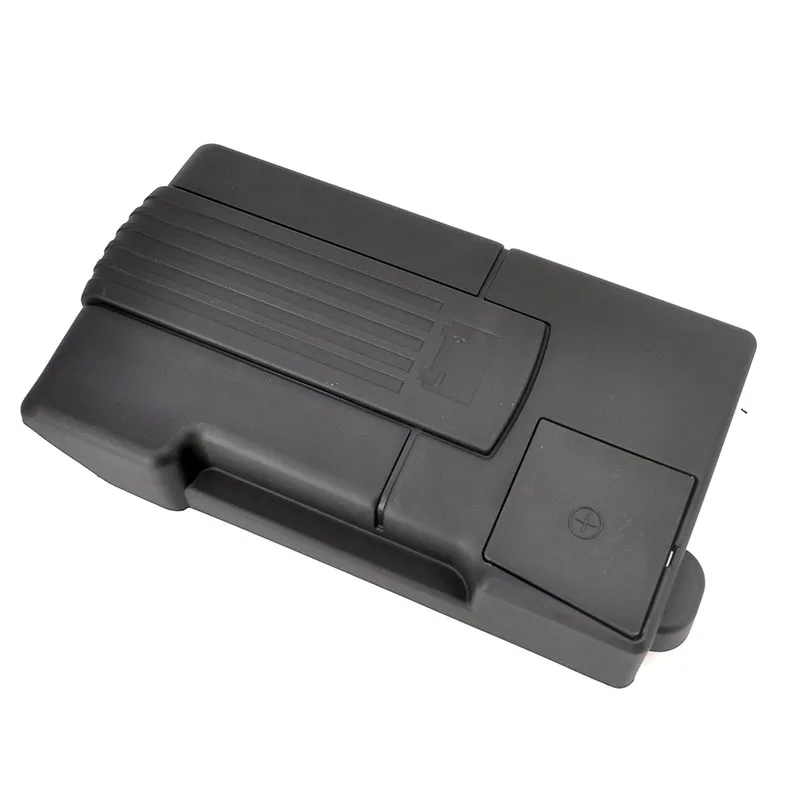 Защита от пыли и отрицательного электрода для аккумулятора двигателя