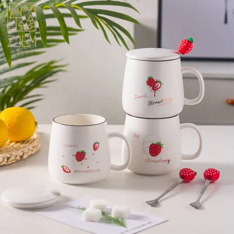 

400ML Lovely Strawberry Porcelain Mug With Spoon And Lid Anti Scalding Household Water Cup Couple Breakfast Coffee Milk Mug