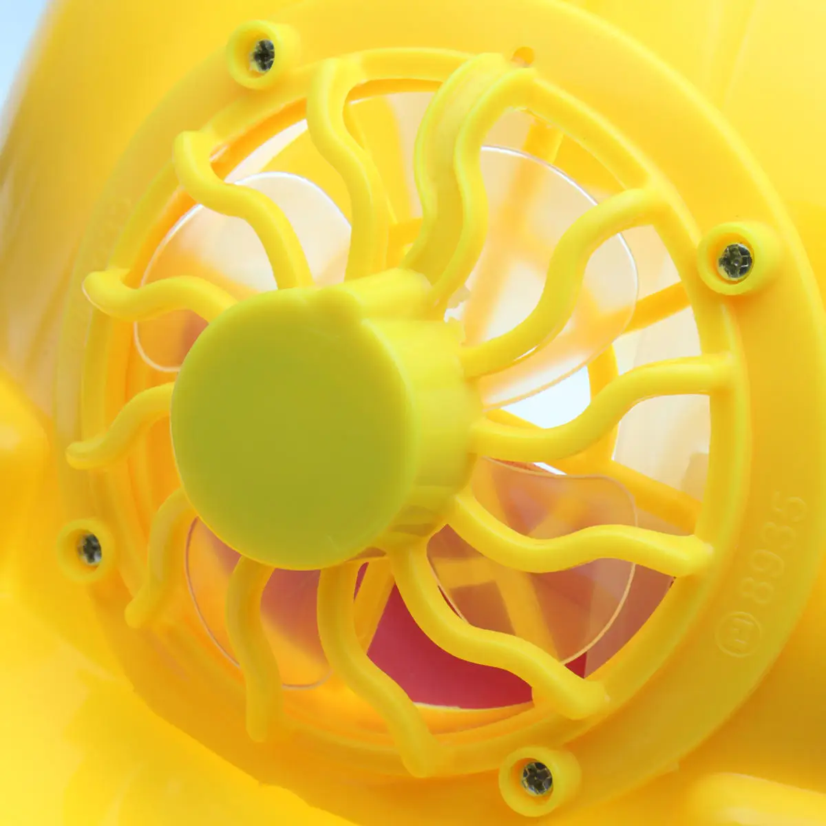 

Yellow Solar Power Safety Helmet Work Hard Hat Solar Panel Cooling Fan