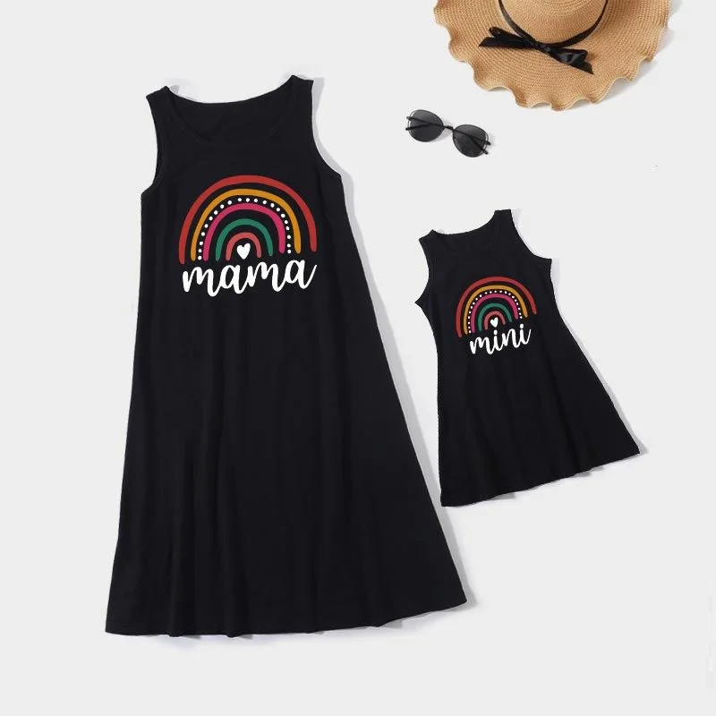 

Rainbow Mother Daughter Matching Dresses Family Set Mom Mum Baby Mommy and Me Clothes Sleeveless Women Girls Cotton T-shirts