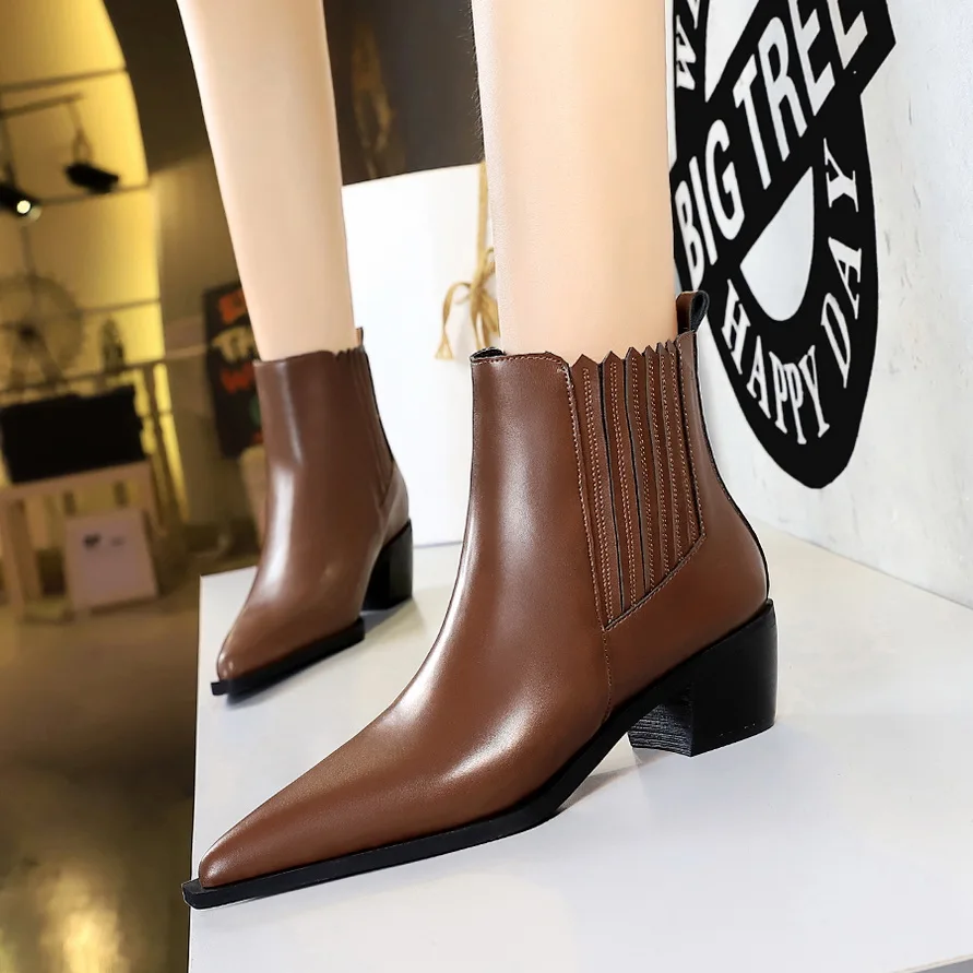 

BIGTREE Shoes 2022 New Designer Chelsea Boots Fashion All-match PU Leather Boots Women Ankle Boots Block Heels Short Boots Lady