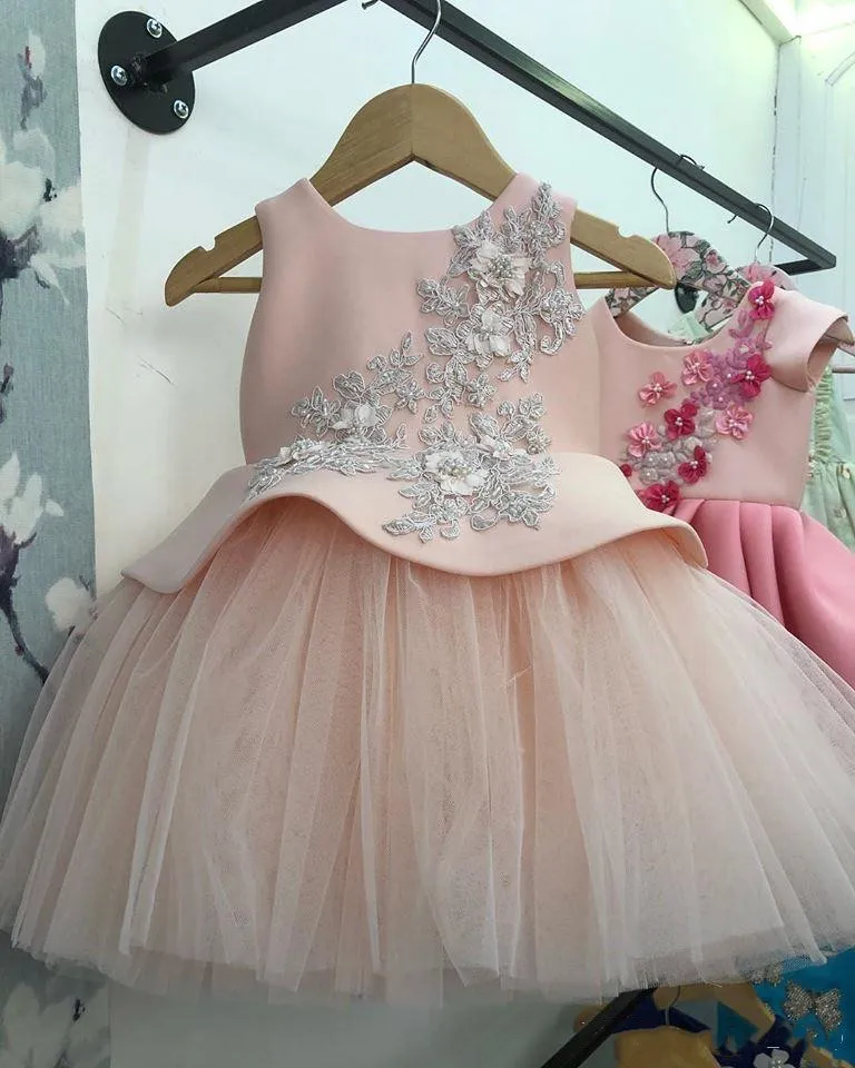 Pink Beaded Lace Flower Girl Dresses A-line Tulle Little Girl Birthday Dresses Vintage Pageant Dresses Gowns