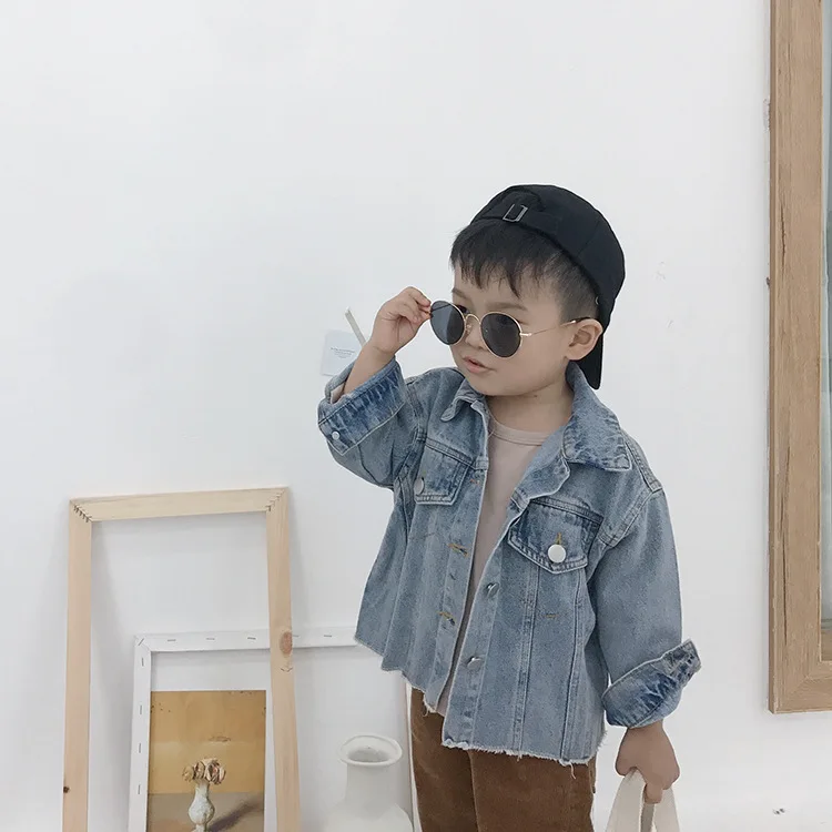 Весенне осенние модные короткие джинсовые куртки с бахромой для мальчиков