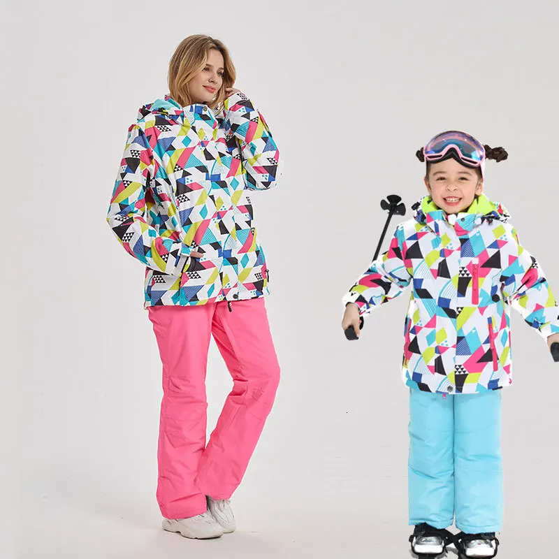 Лыжные костюмы для женщин и девочек водонепроницаемый теплый костюм мамы дочки