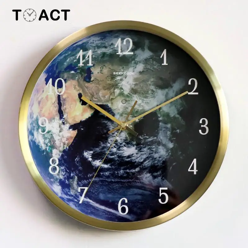 Настенные часы светящиеся светодиодные с цифрами тихие Светящиеся в темноте