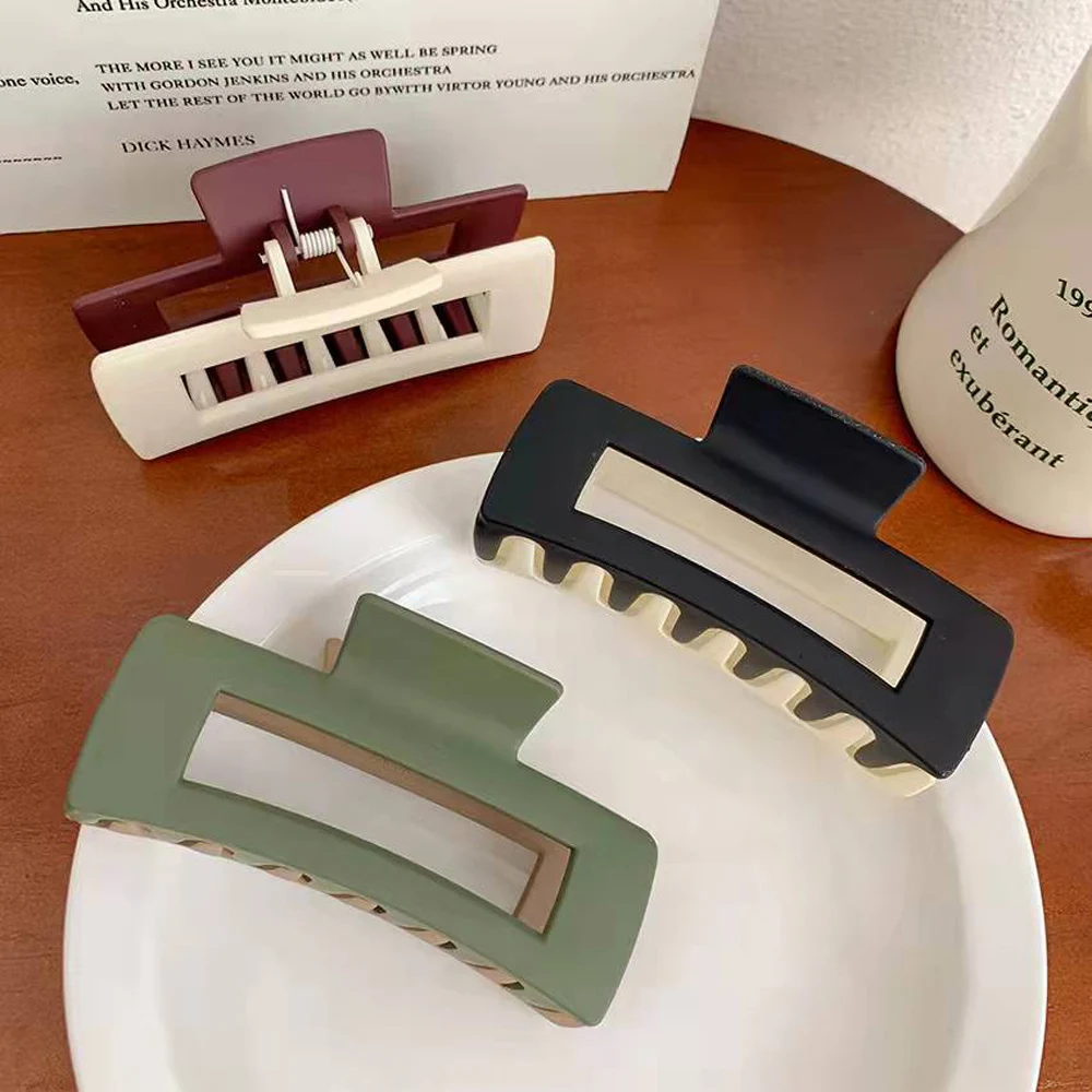 

Женская двусторонняя шпилька для волос с высоким разрешением