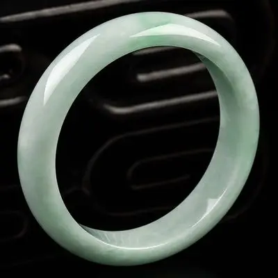 

Send Certificate Natural Burmese Emerald Light Green 54mm-64mm Bracelet Elegant Princess Bracelet Send Mom to Girlfriend