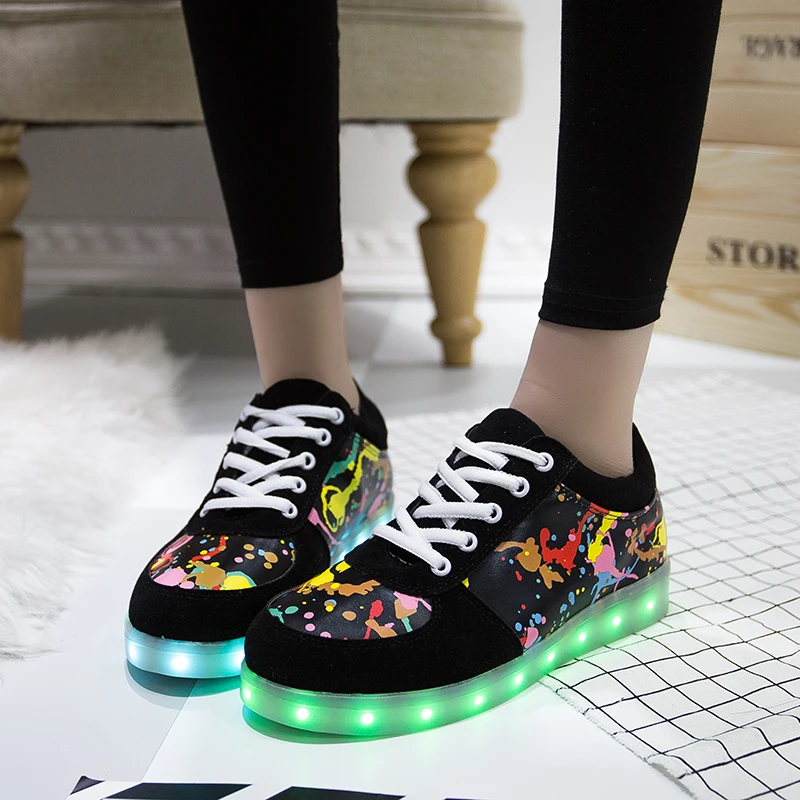 Светящиеся кроссовки с USB-разъемом для мужчин и женщин светодиодная обувь