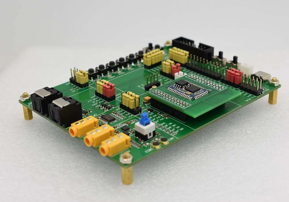 LUSYA QCC3020 QCC3034 QCC5124 QCC5125 Bluetooth макетная плата с ЖК-дисплеем sreen T0225