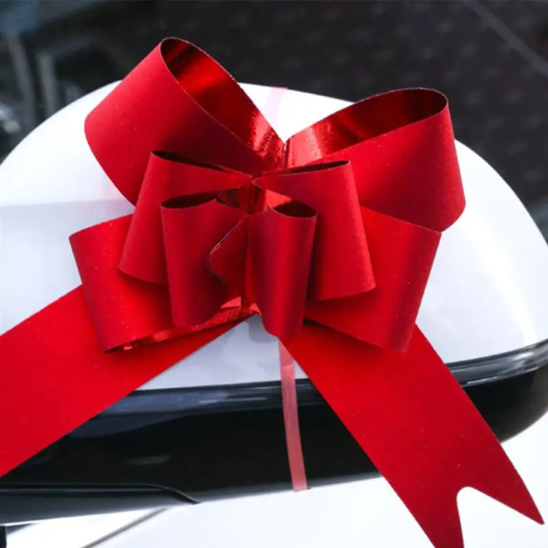 Pull фатиновой юбкой и бантом украшенная снежинками с изображениями на тему