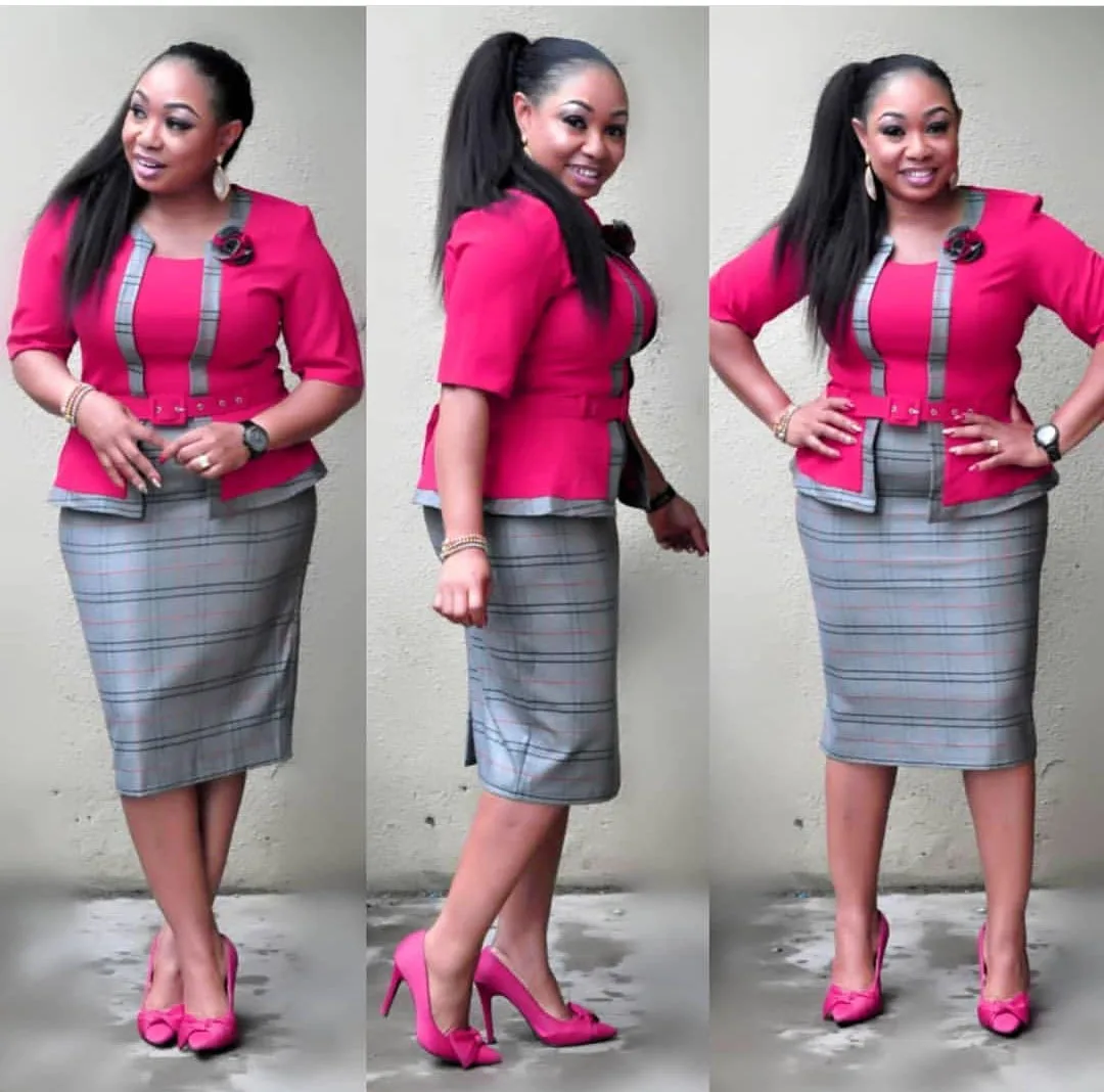 Офисные повседневные женские платья с круглым вырезом коротким рукавом длиной