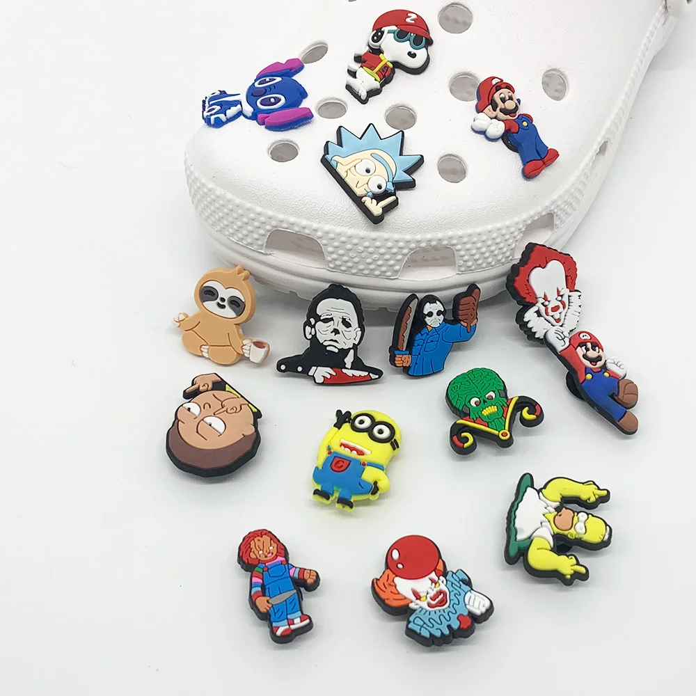 

Лидер продаж, 1 шт., смешанные забавные украшения для обуви с мультяшным персонажем, пряжка, аксессуары для детской садовой обуви Croc jibz, подар...