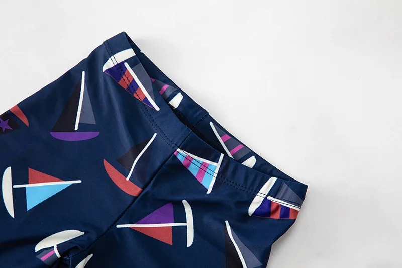 

Yuwannian Boys' Rashguard and Trunks Swimsuit Set Pull On Kids Swim Bathing Suit Trunks UV Protecting Swimshirt Rash Guard