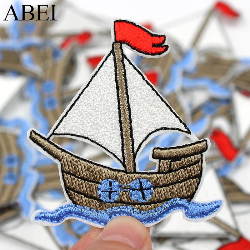 

Нашивки с вышивкой 50 шт./лот, буквы, аксессуары для украшения одежды, парусная лодка, «сделай сам», железная теплопередающая аппликация с пом...