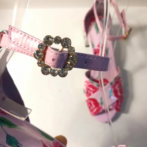 

Ollymurs Crystal Heels Woman Shoes Peep Toe Chic Floral Sandalias Mujer Buckle Design Women Gladiator Wedding Dress Shoes