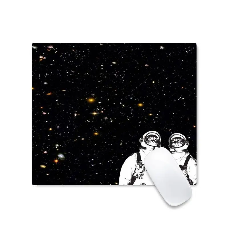 

Astronaut space Keyboards Mat Rubber Gaming mousepad Desk Mat Mouse pad Desk Protect Game Officework Mat Non-slip
