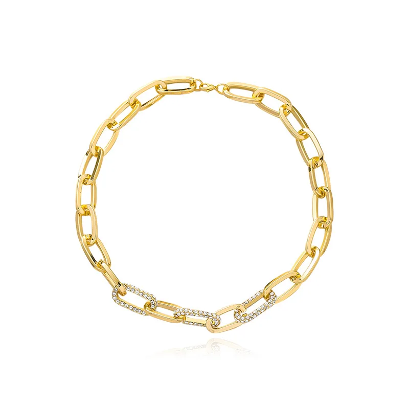 

2021 exaggerated large thick chain metal decorative necklace female tide short clavicle chain flashing diamond stitching fashion
