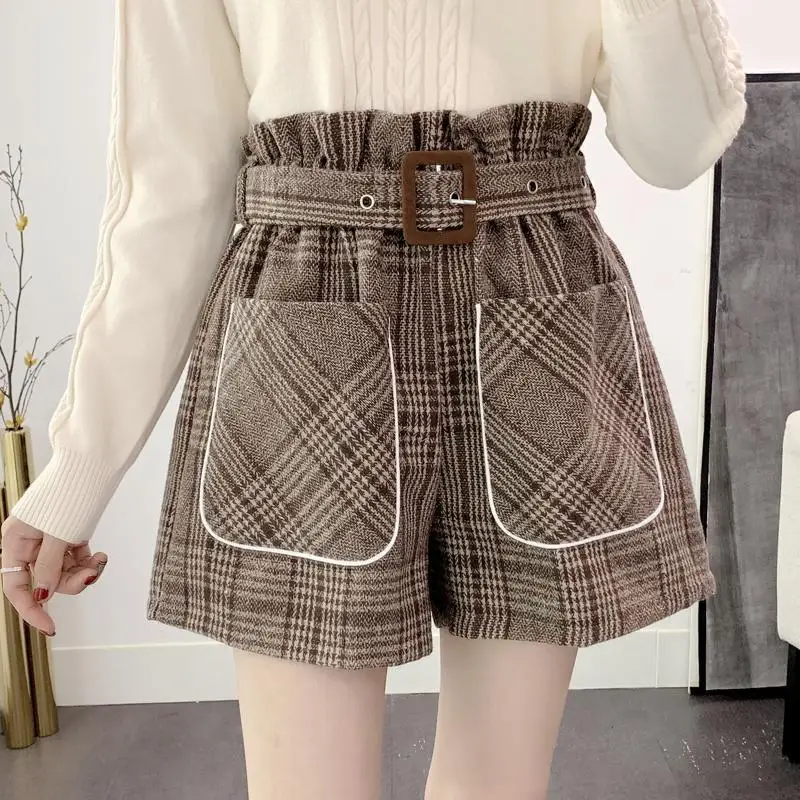 

Lag hair shorts women's autumn/winter high-waisted wide-legged pants a hundred outside wearing loose-fitting boots pants tide