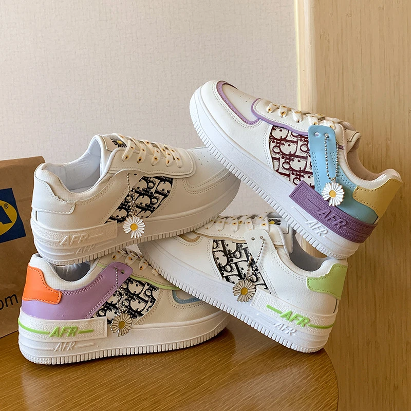 

Fashion Small Daisy Board Shoes Women Trending All-match White Shoes Women Comfortable Platform Women's Casual Shoes zapatillas