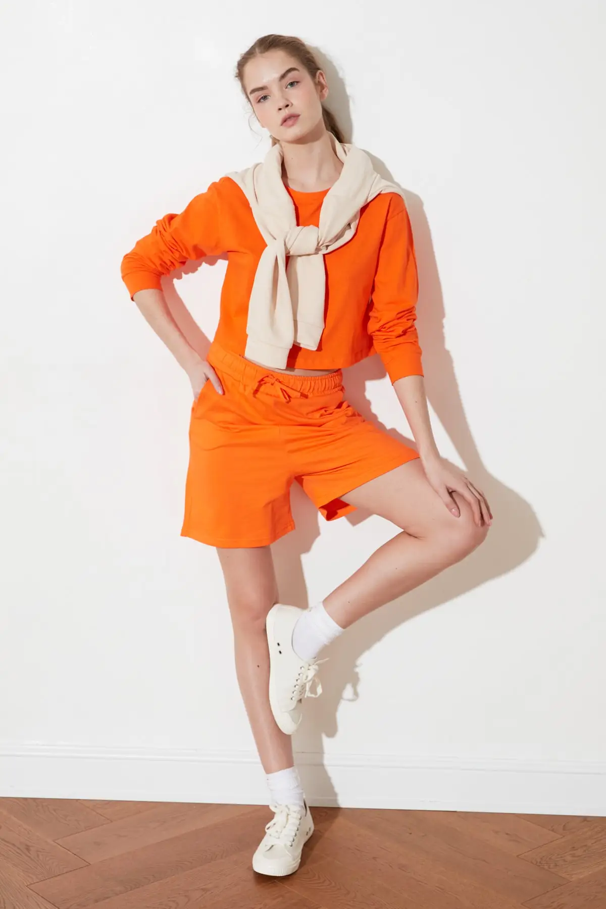 

Trendyol Bermuda Shorts Shorts & Bermuda TWOSS21SR0048