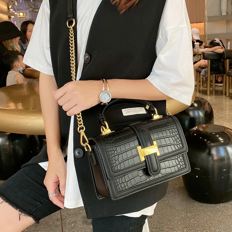 

Women 2021 New Contrast Color Crocodile Pattern Portable Single Shoulder Messenger Bags Luxury Designer Purses and Handbags Sac