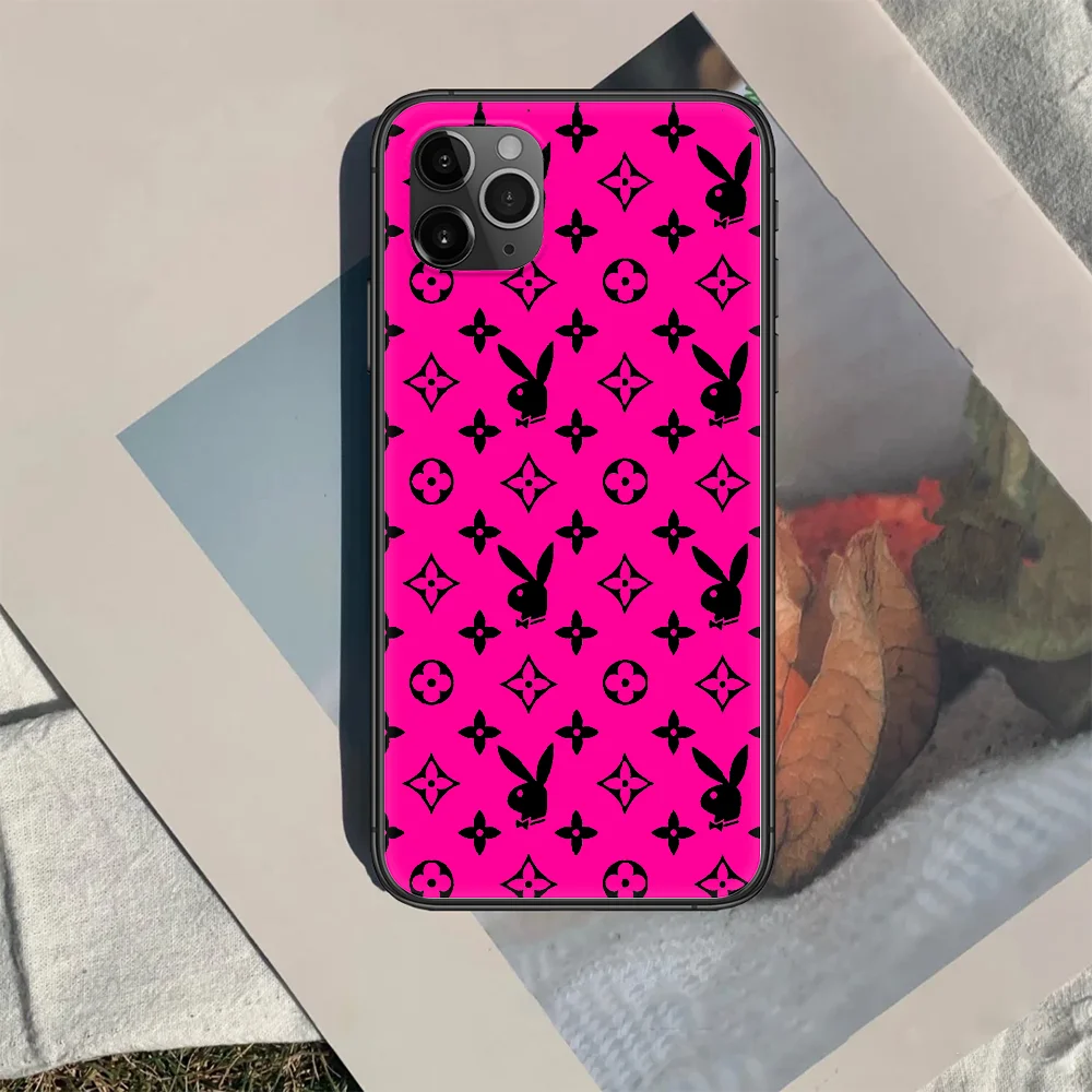 

Motirunner Playboy Phone Case Cover Hull For iphone 5 5s se 2020 6 6s 7 8 12 mini plus X XS XR 11 PRO MAX black Cover Pretty