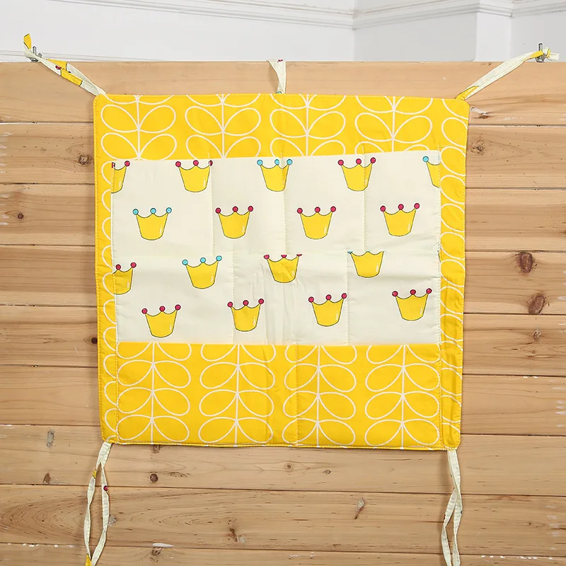 Crown (yellow) Муслин дерево детская кровать подвесная сумка для хранения кровать детская брендовая одежда для сна из хлопка, детская кроватка-органайзер 60*55 см игрушка пеленка карман для кроватки Постельное белье - Цвет: Crown (yellow)