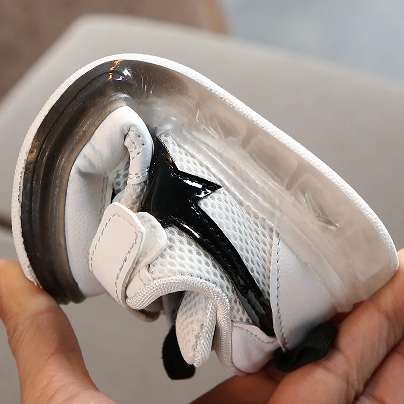 

2021 Spring and Autumn New Children's LED Light-on Girls' Sneakers Boys' Luminous Breathable Children's Shoes Casual Running