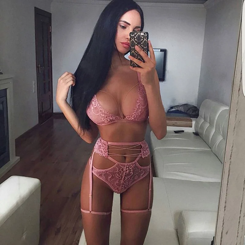 Комплект женского кружевного нижнего белья из бюстгальтера и трусиков | Женская