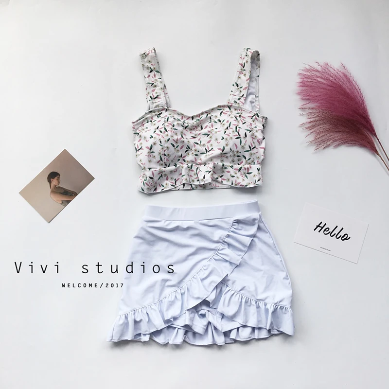 Комплект бикини купальник белый с принтом женский два предмета высокой талией