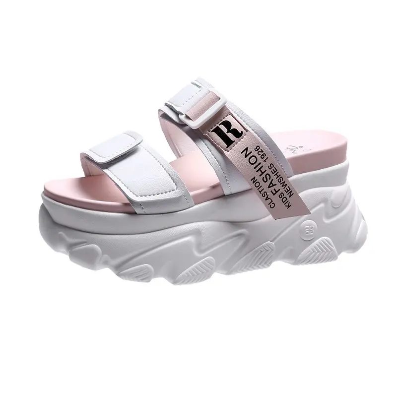 

Flat Shoes Female On A Wedge Summer Clogs Woman Slippers Heels Luxury Slides Pantofle Platform Beach High Designer 2021 Scandals