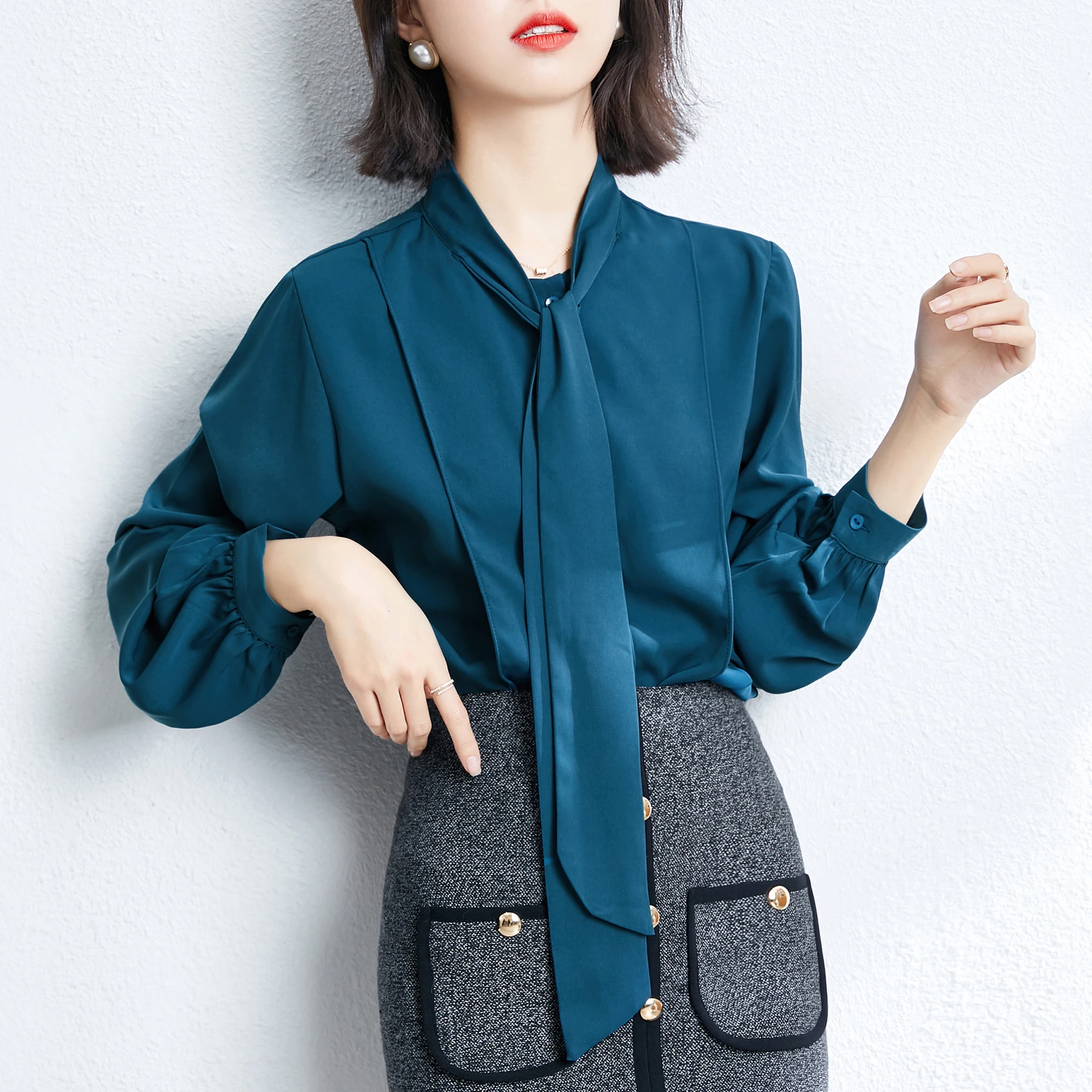 2021 Spring Women Blouses Korean style Lace up collar Satin shirts Chiffon Long sleeve female blusas Ladies tops