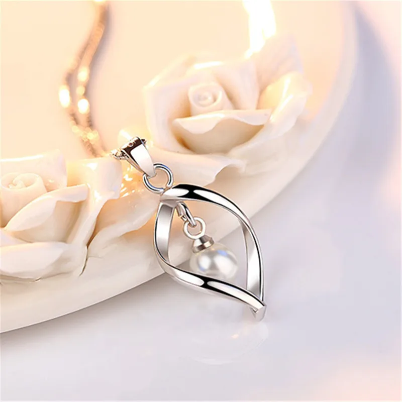 Женское ожерелье с подвеской в виде листьев