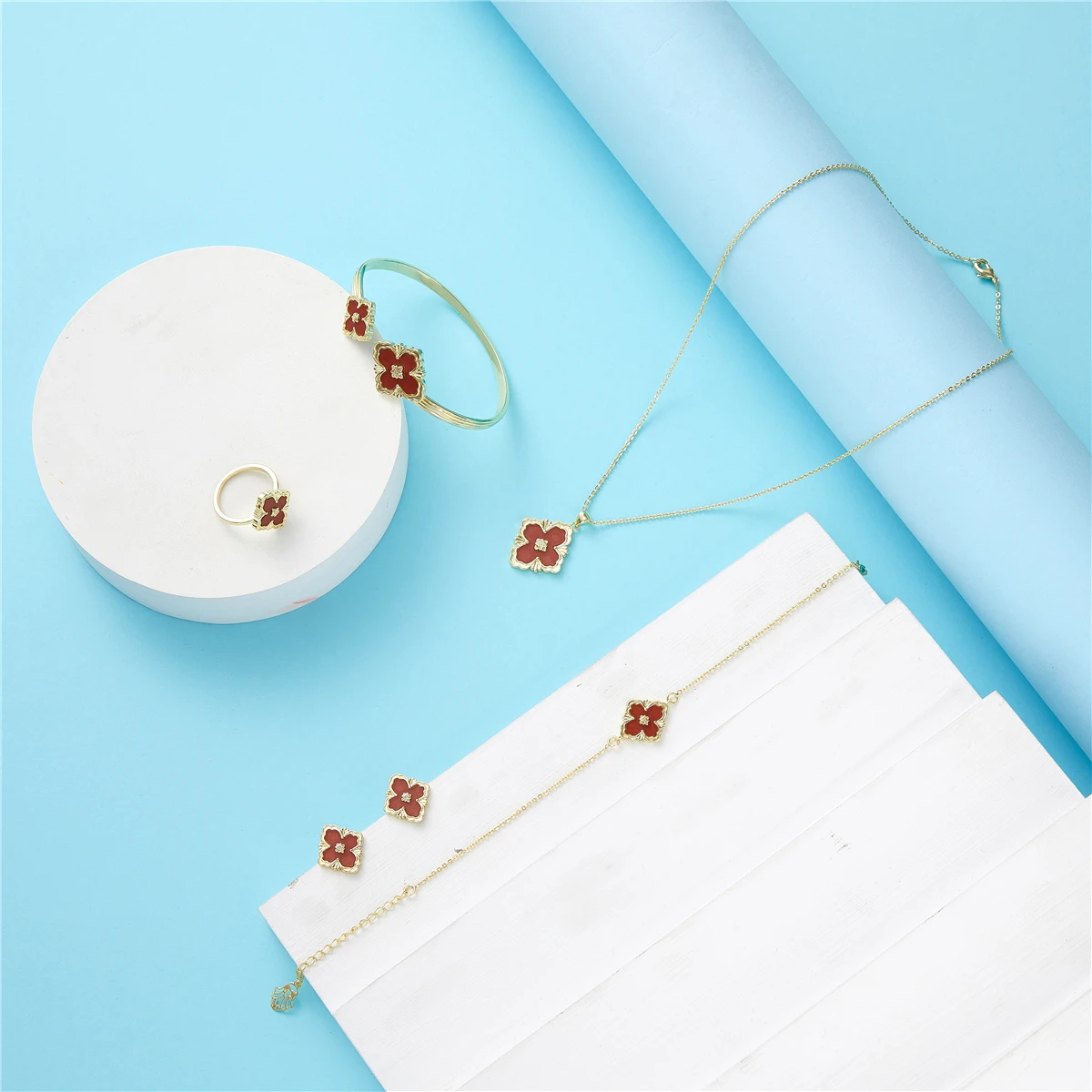 

2021 Feb wedding gold Clover jewelry set for women crystal beads fashion jewelry set copper high quality jewelry set